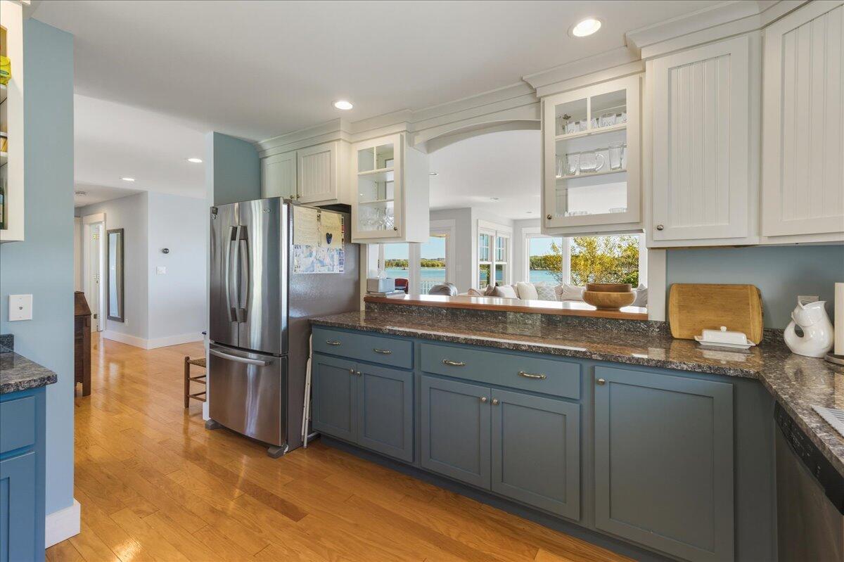 79 Perkins Street Castine ME 04421