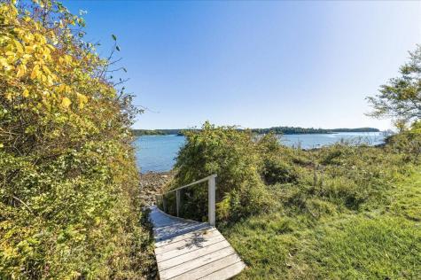 79 Perkins Street Castine ME 04421