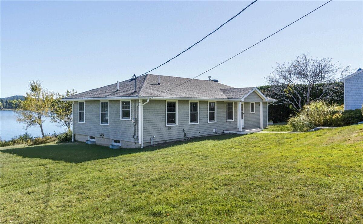 79 Perkins Street Castine ME 04421