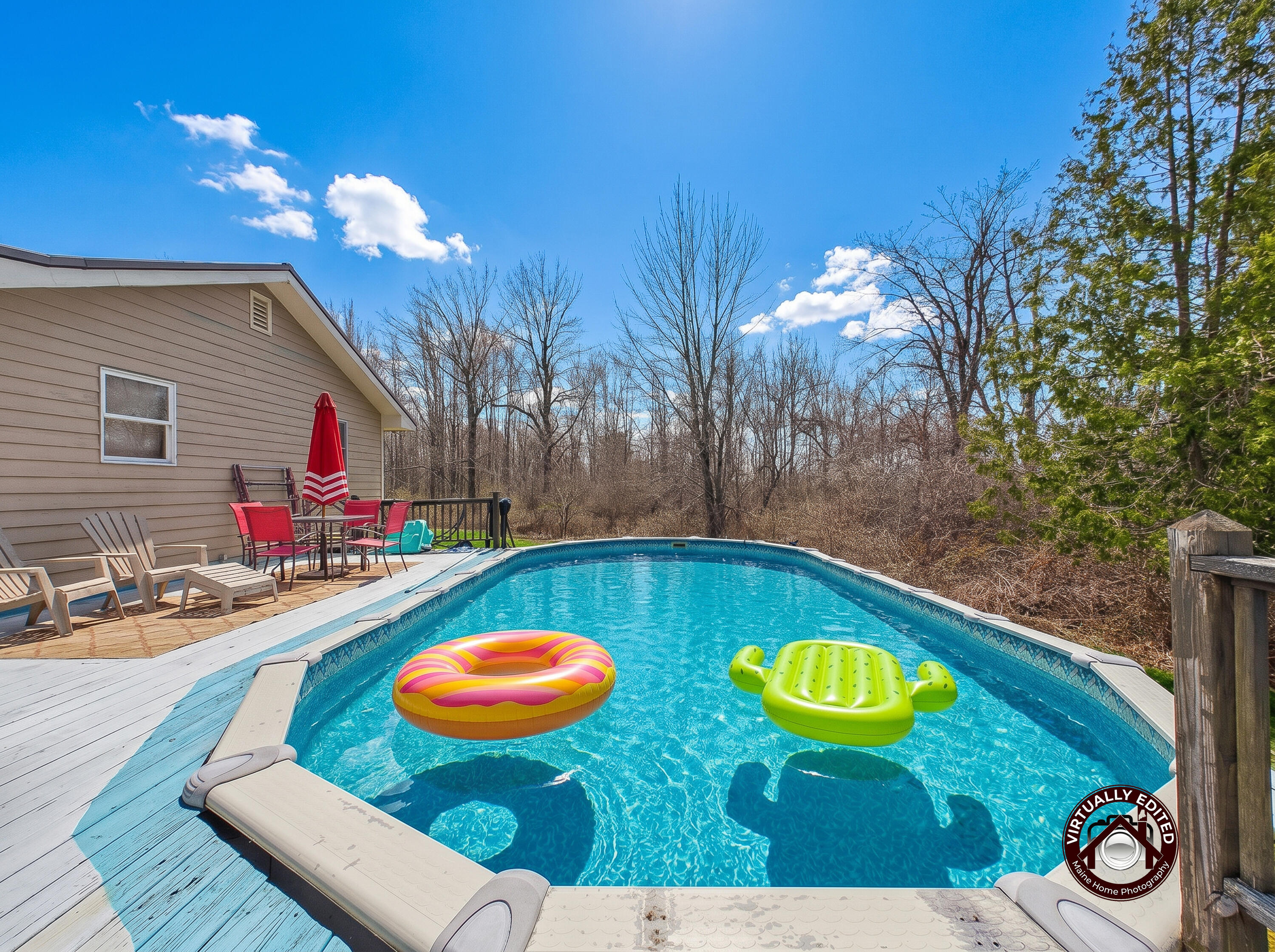 43 Peaslee Road Pittston ME 04345