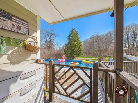 43 Peaslee Road Pittston ME 04345