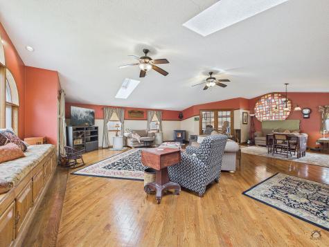 43 Peaslee Road Pittston ME 04345