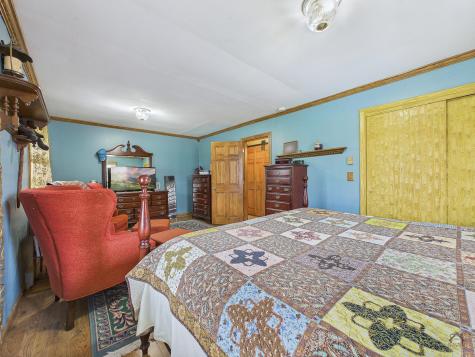 43 Peaslee Road Pittston ME 04345