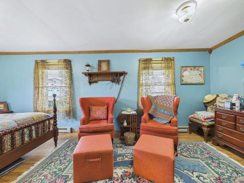 43 Peaslee Road Pittston ME 04345