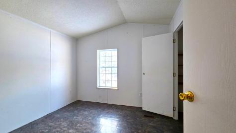 1035 Airline Road Clifton ME 04428