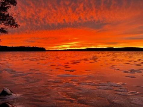 24 Sebago Drive Belgrade ME 04917