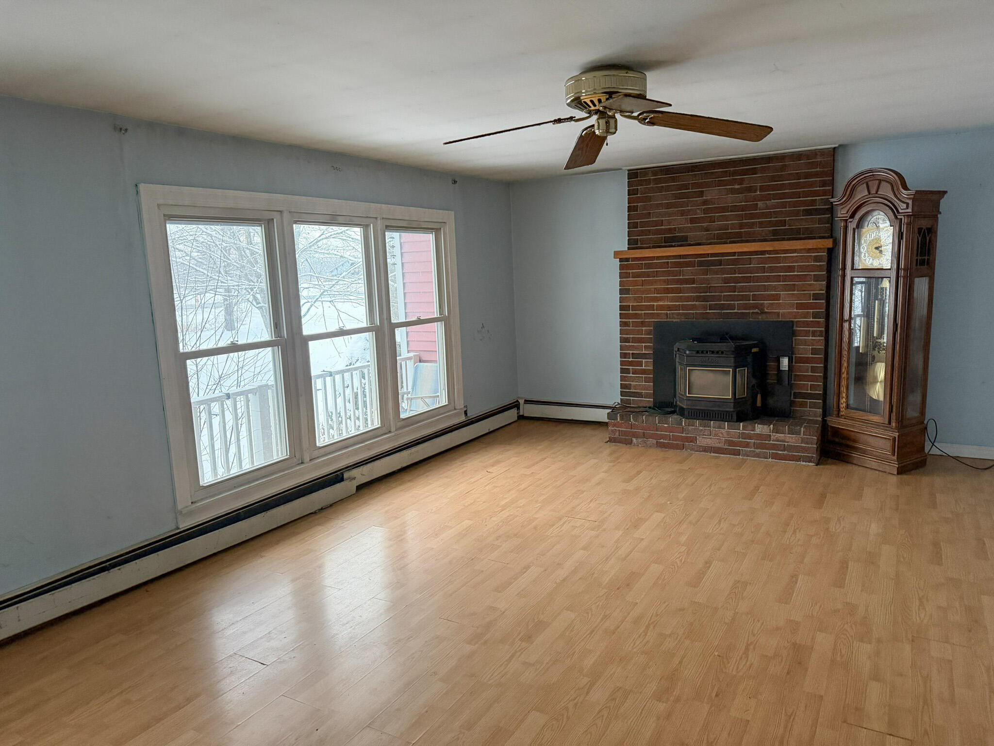 9 Jipson Lane Kenduskeag ME 04450