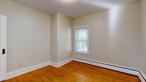 14 Morse Street Auburn ME 04210