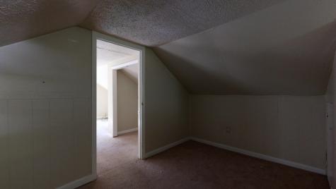 14 Morse Street Auburn ME 04210