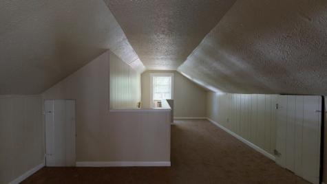 14 Morse Street Auburn ME 04210