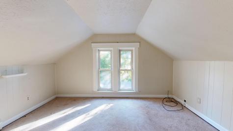 14 Morse Street Auburn ME 04210