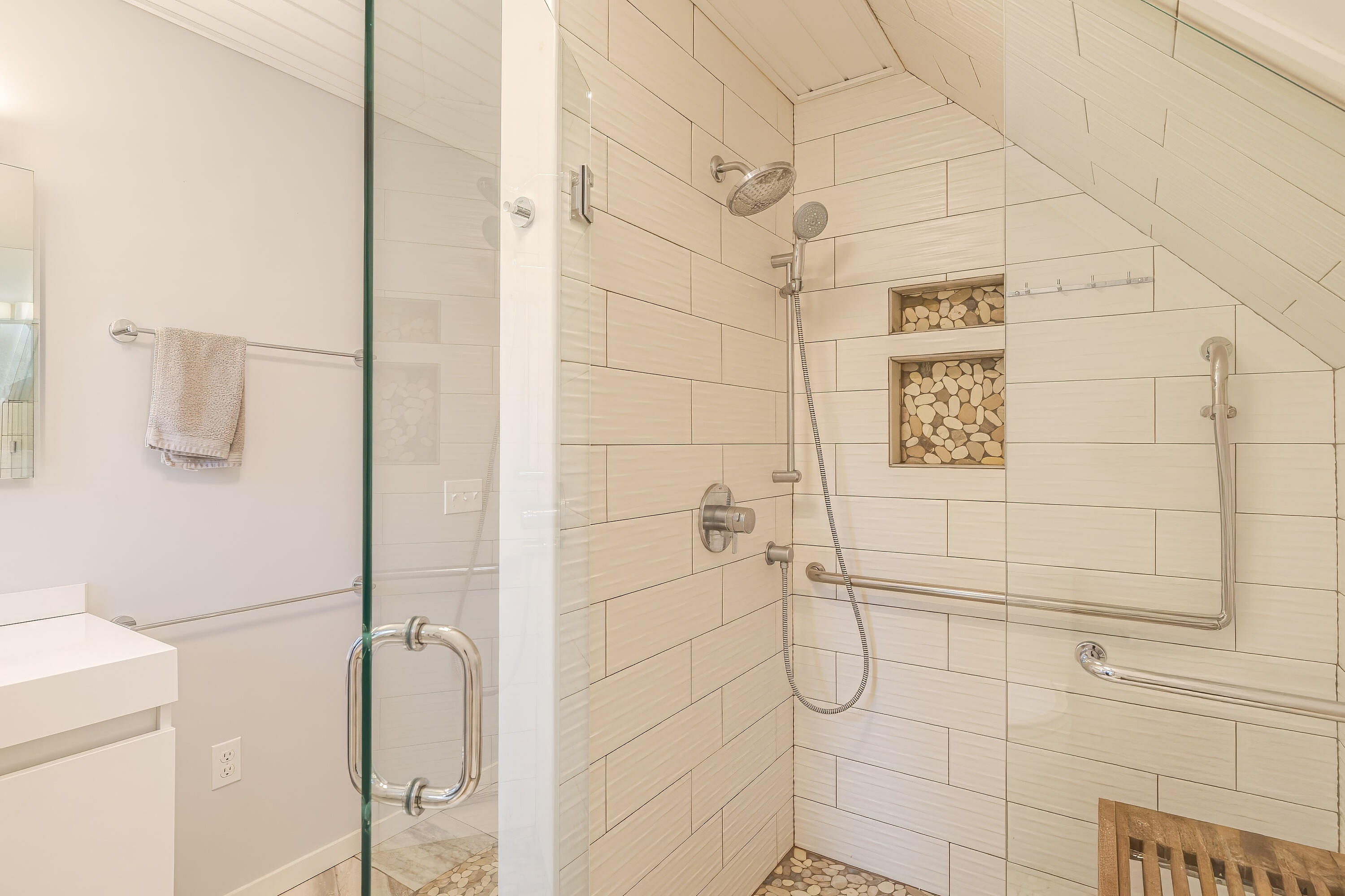 15 Southwest Harbor Road Deer Isle ME 04627