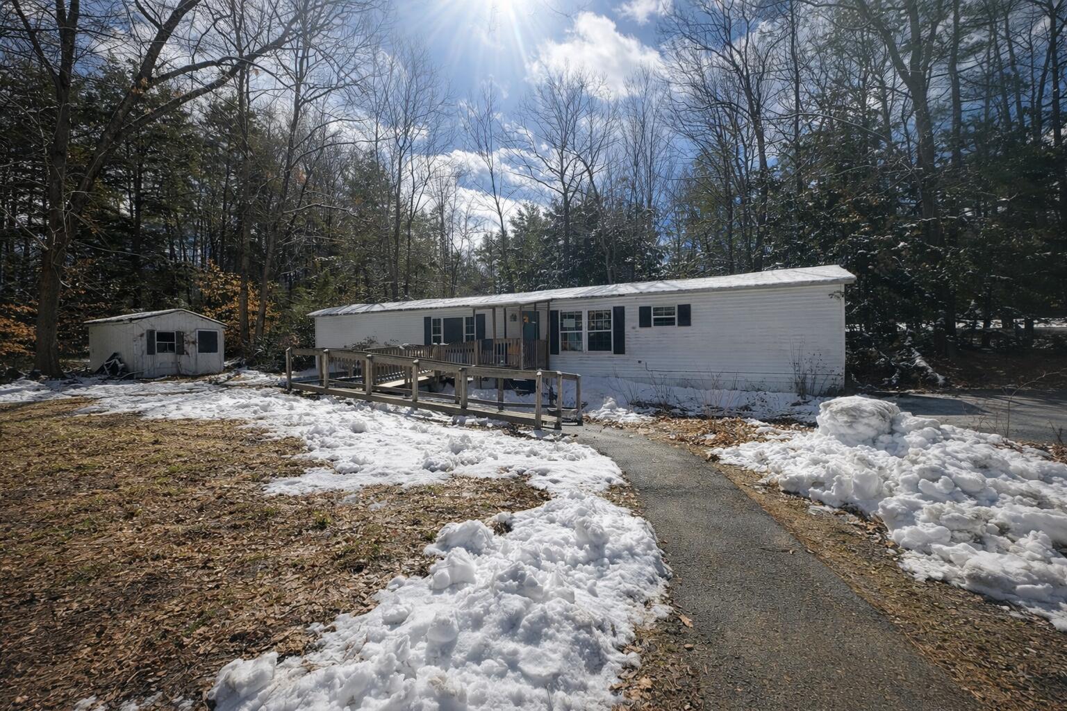 10 Carroll Avenue Standish ME 04084