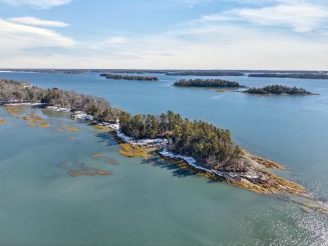 71 Merganser Way Freeport ME 04032