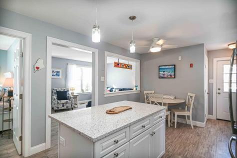 7 Dean Road York ME 03909