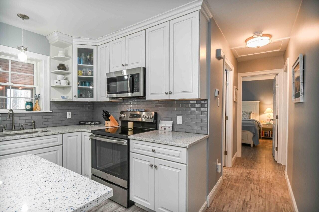 7 Dean Road York ME 03909