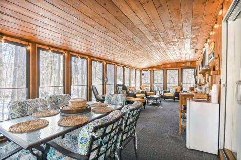 7 Dean Road York ME 03909