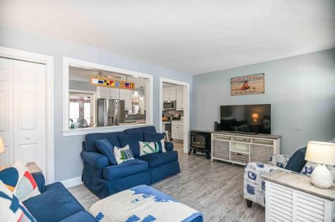 7 Dean Road York ME 03909