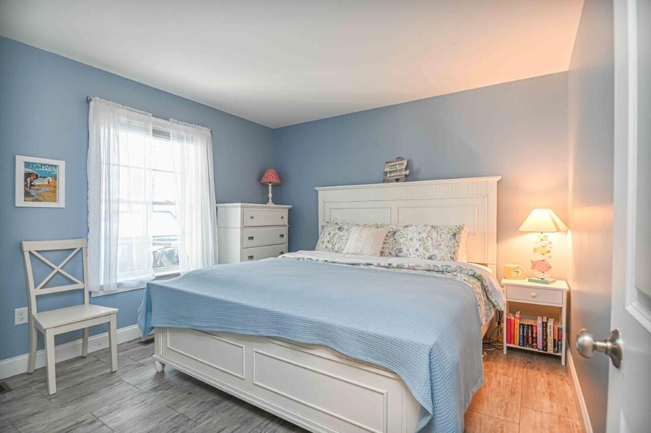 7 Dean Road York ME 03909