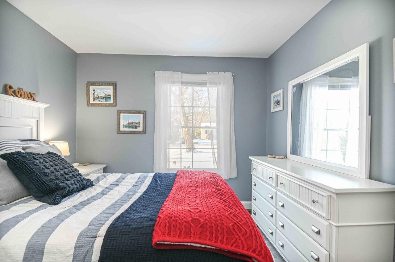 7 Dean Road York ME 03909