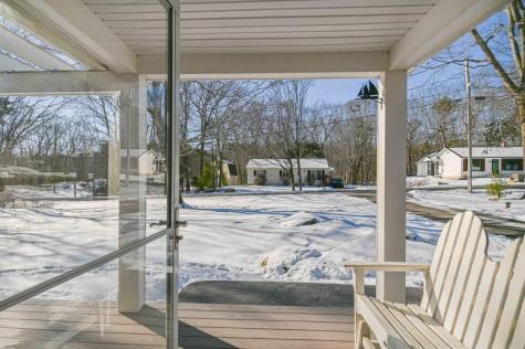 7 Dean Road York ME 03909