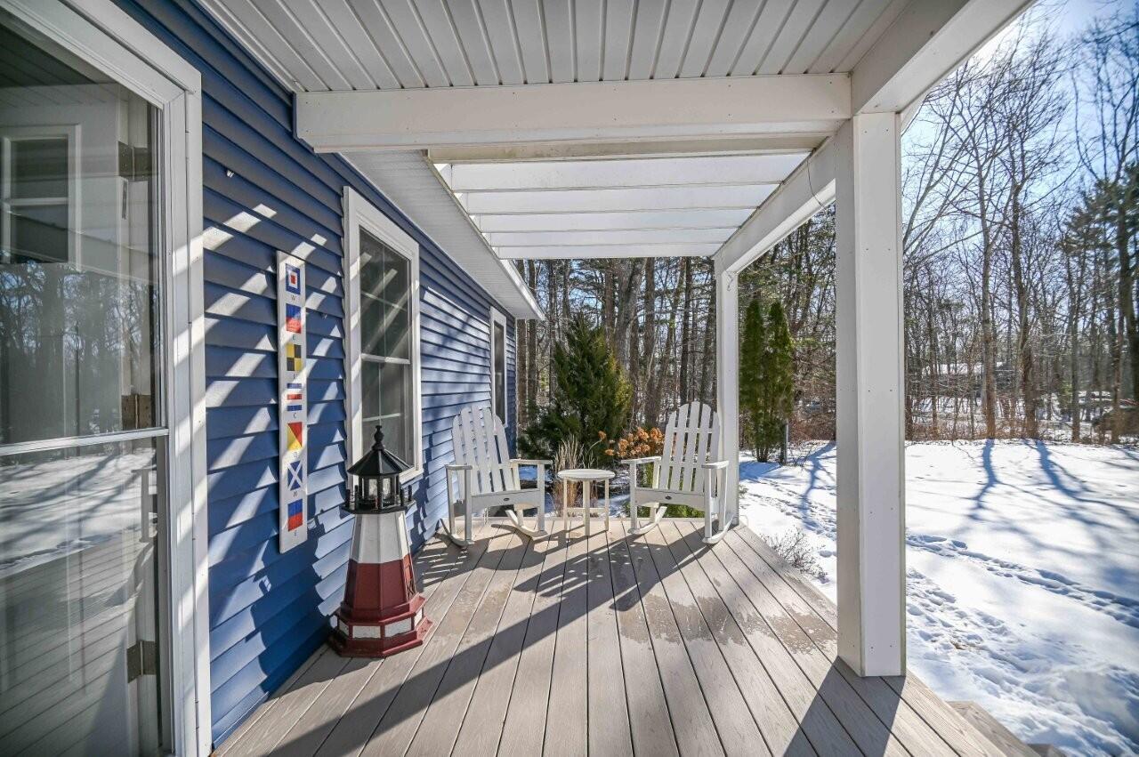 7 Dean Road York ME 03909