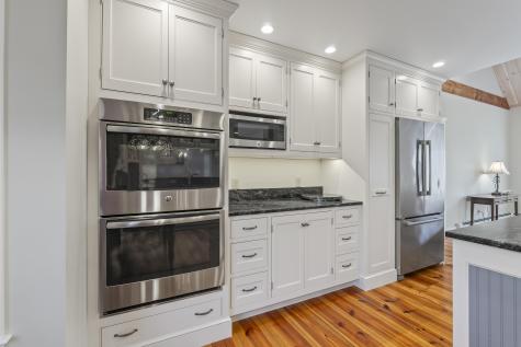 10 North Trail Brunswick ME 04011