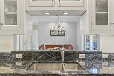 10 North Trail Brunswick ME 04011