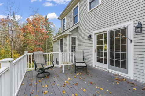 10 North Trail Brunswick ME 04011