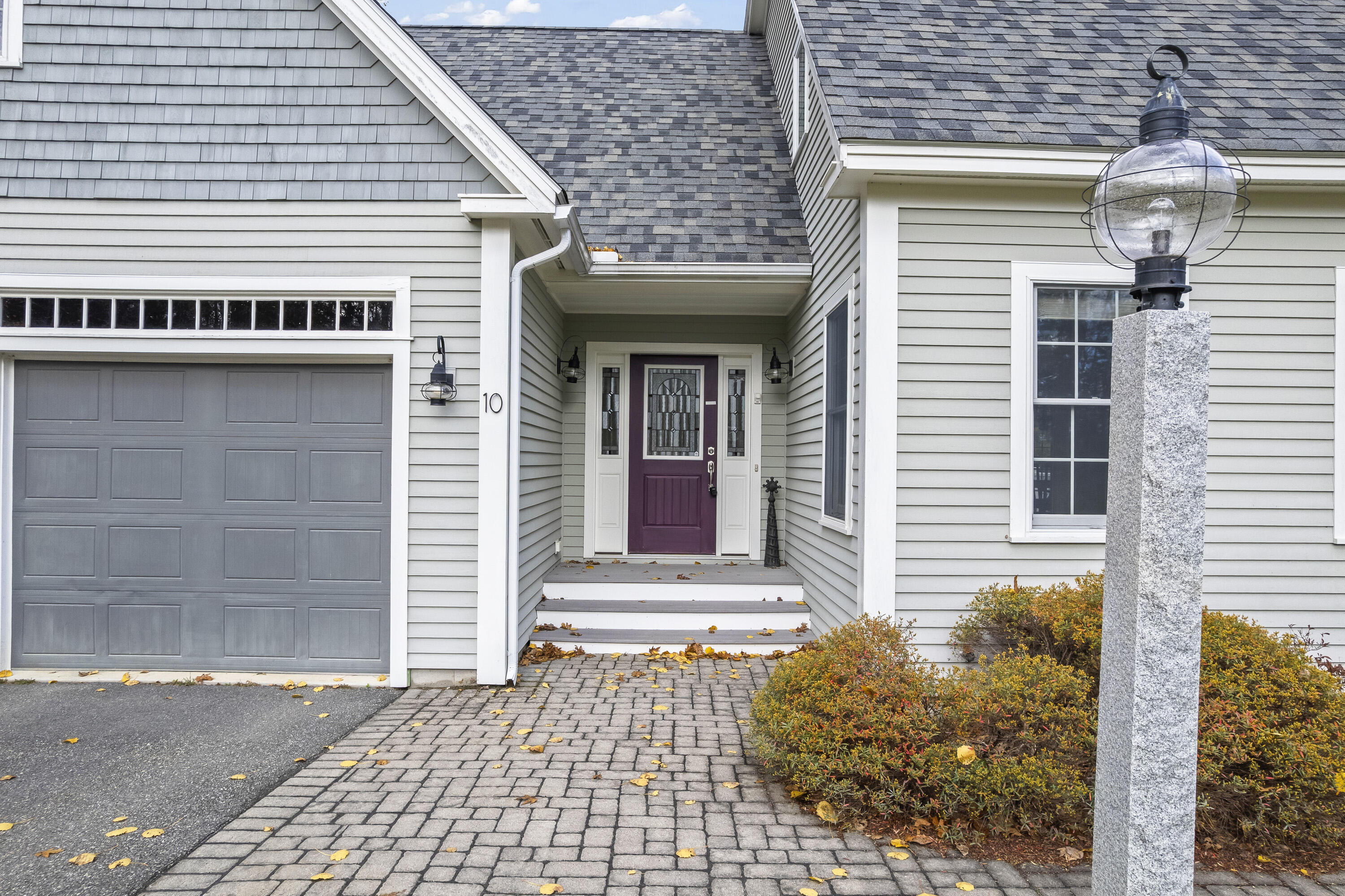 10 North Trail Brunswick ME 04011