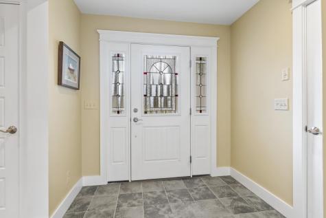 10 North Trail Brunswick ME 04011