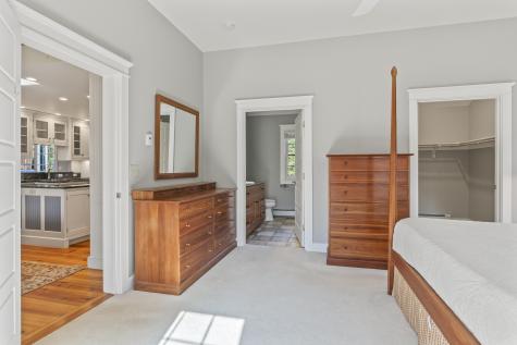 10 North Trail Brunswick ME 04011