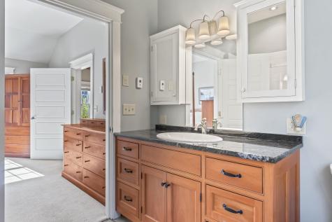 10 North Trail Brunswick ME 04011