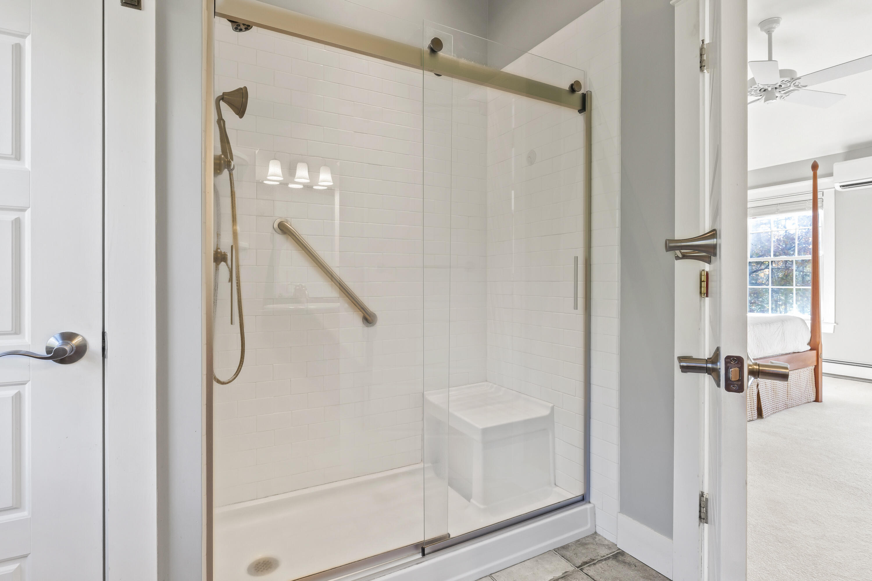 10 North Trail Brunswick ME 04011