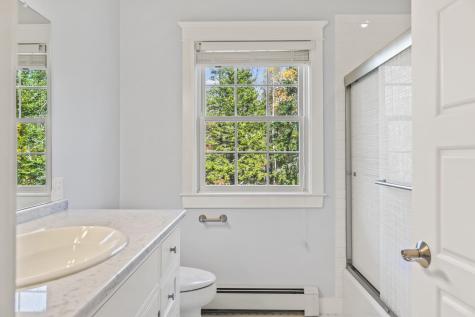 10 North Trail Brunswick ME 04011