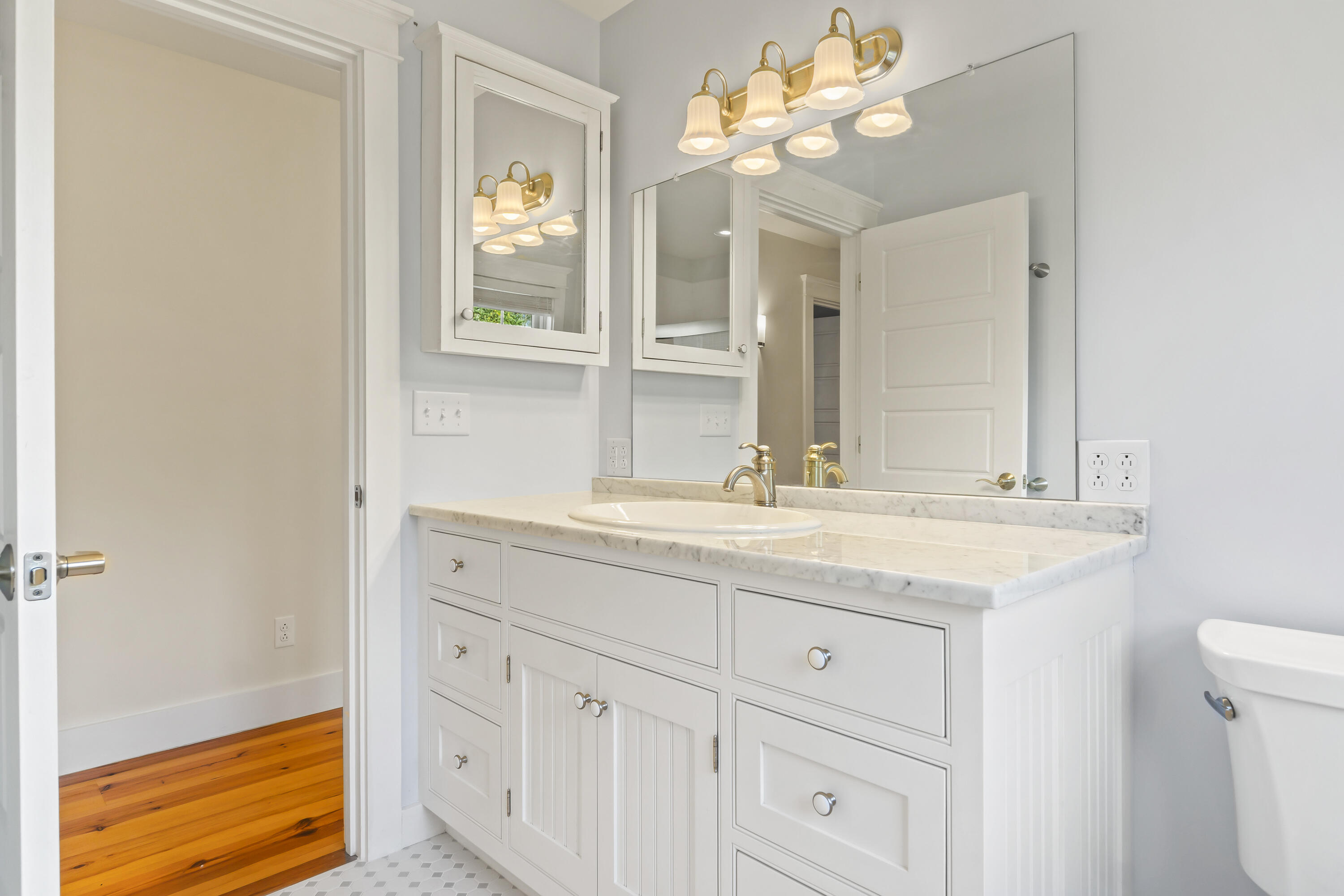 10 North Trail Brunswick ME 04011