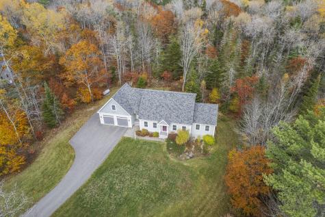 10 North Trail Brunswick ME 04011