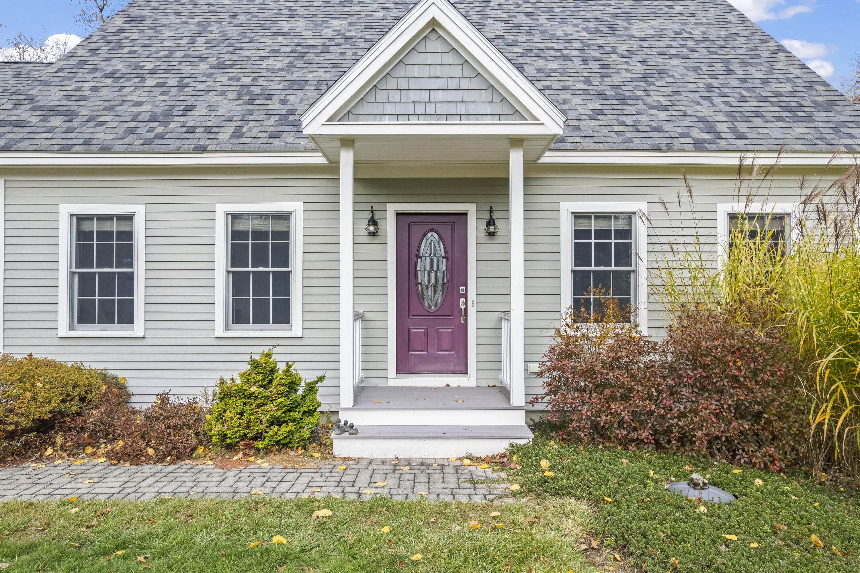 10 North Trail Brunswick ME 04011