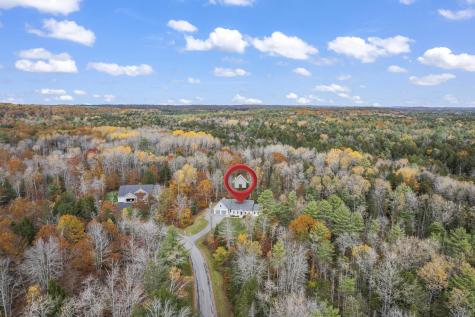 10 North Trail Brunswick ME 04011