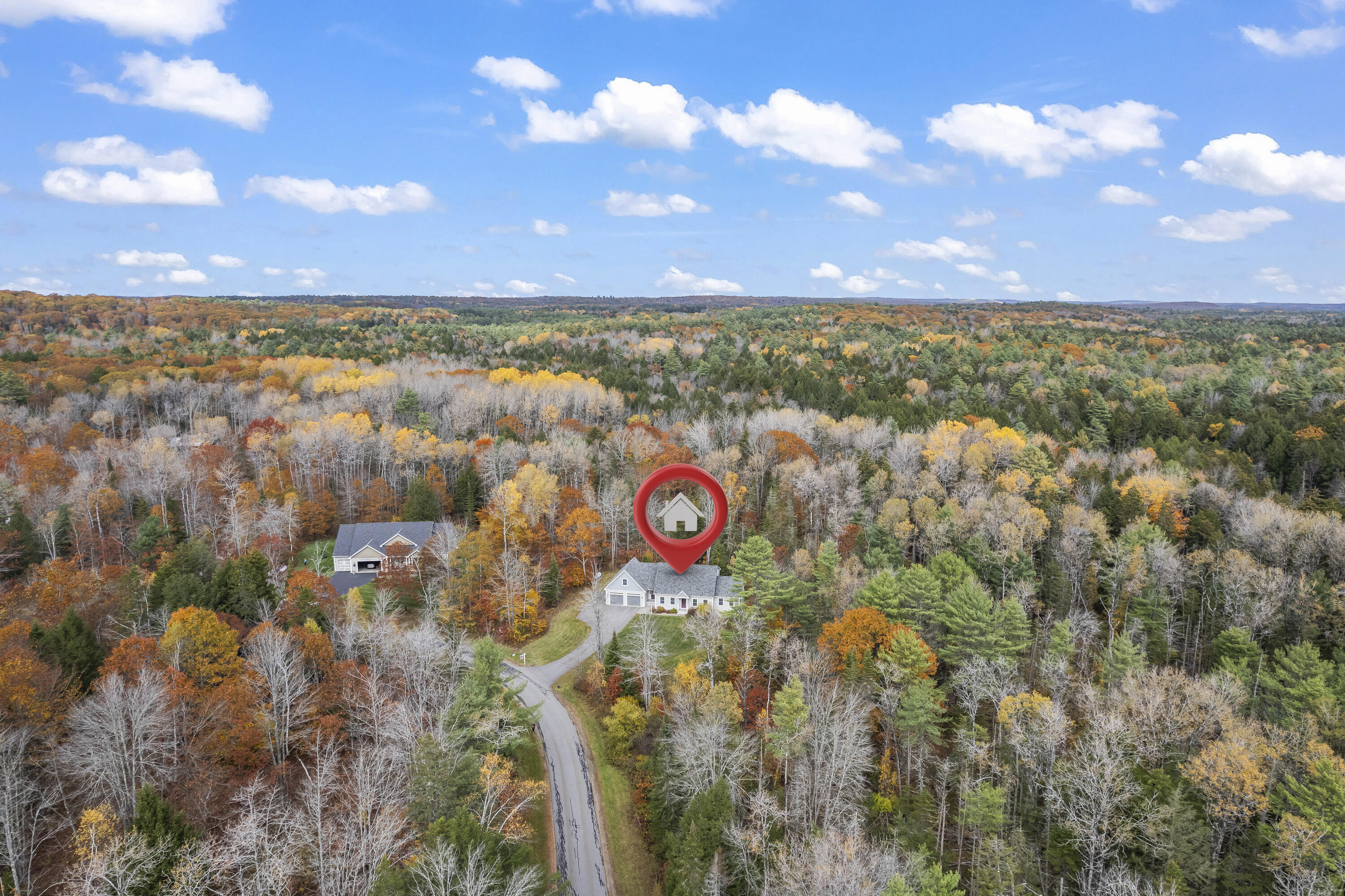 10 North Trail Brunswick ME 04011