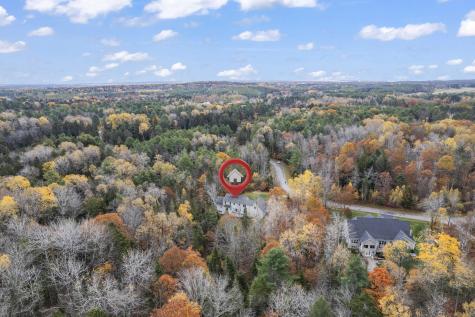 10 North Trail Brunswick ME 04011