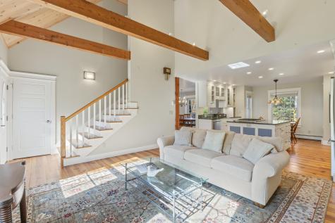 10 North Trail Brunswick ME 04011