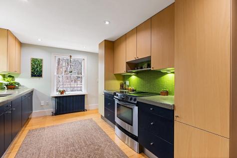21 Johnson Road Falmouth ME 04105