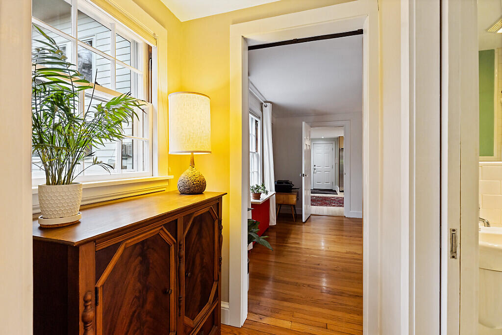 21 Johnson Road Falmouth ME 04105