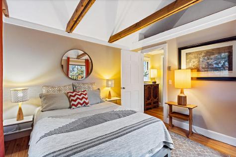 21 Johnson Road Falmouth ME 04105