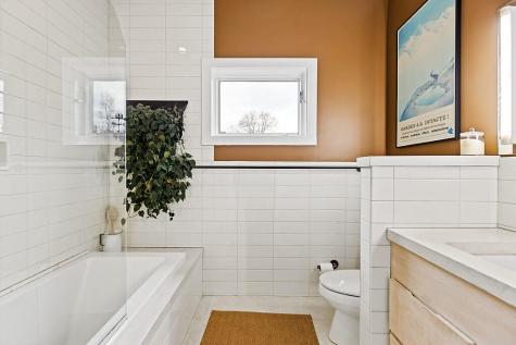 21 Johnson Road Falmouth ME 04105