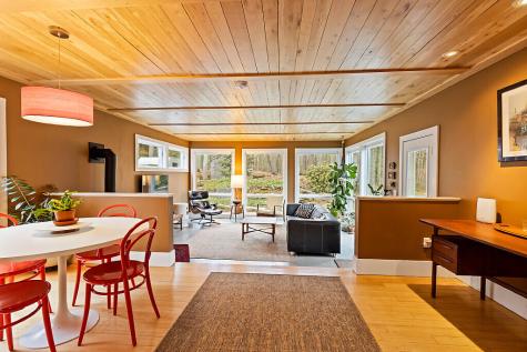 21 Johnson Road Falmouth ME 04105