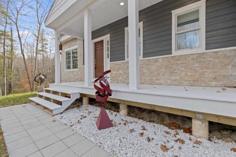 451 Cape Road Raymond ME 04071