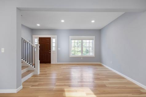 451 Cape Road Raymond ME 04071