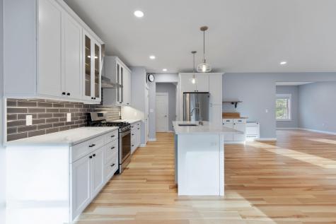 451 Cape Road Raymond ME 04071